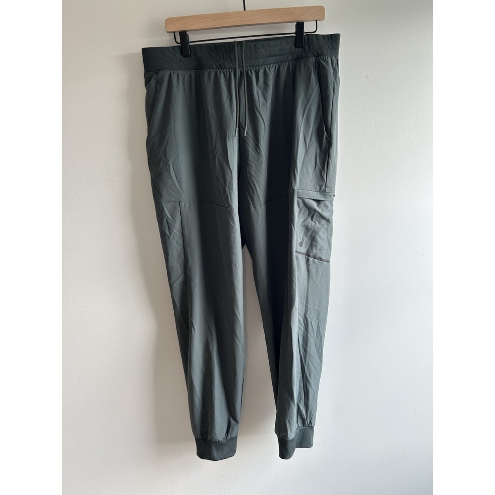 Apana Men's Jogger Size XL Drawstring Waist Pockets Dry Fast Spandex Green